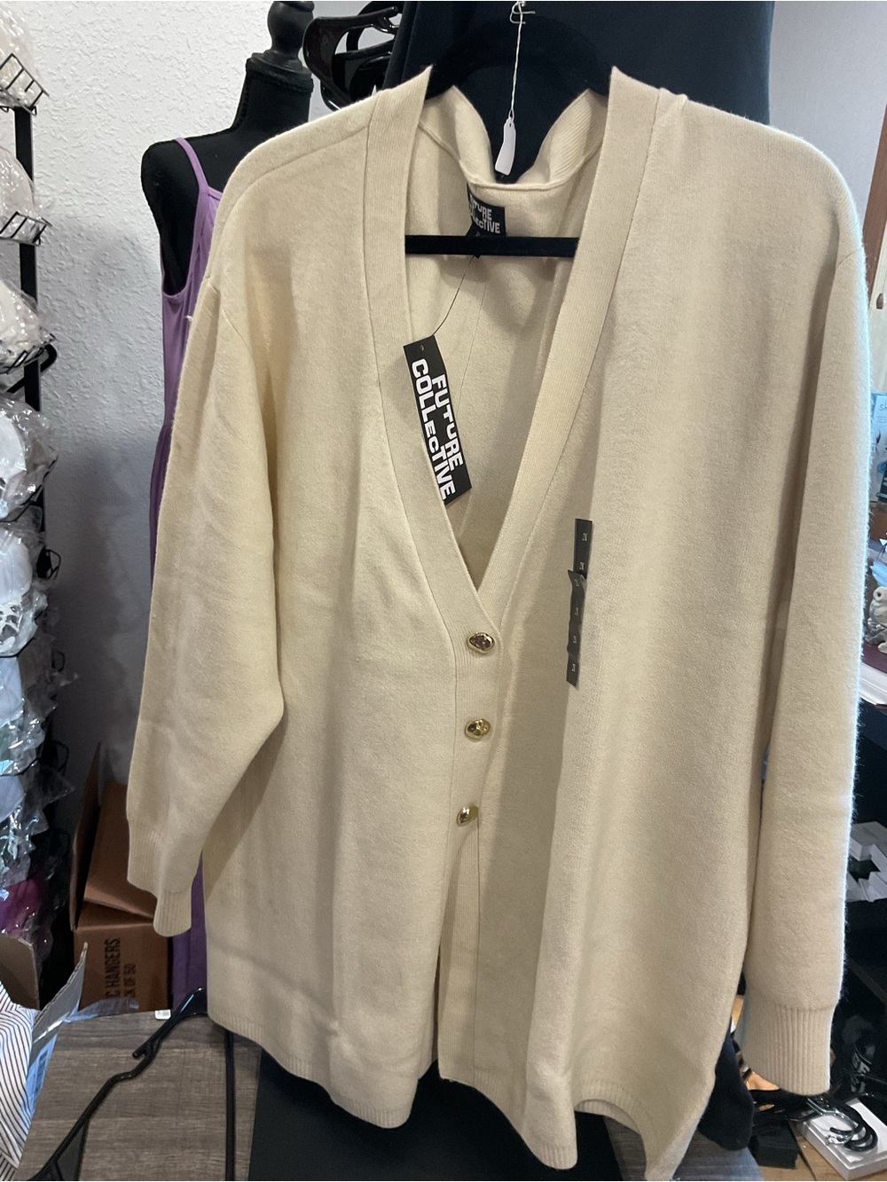 WF400 - NWT Future Collective Cream Longline Oversized Cardigan Sweater 2X